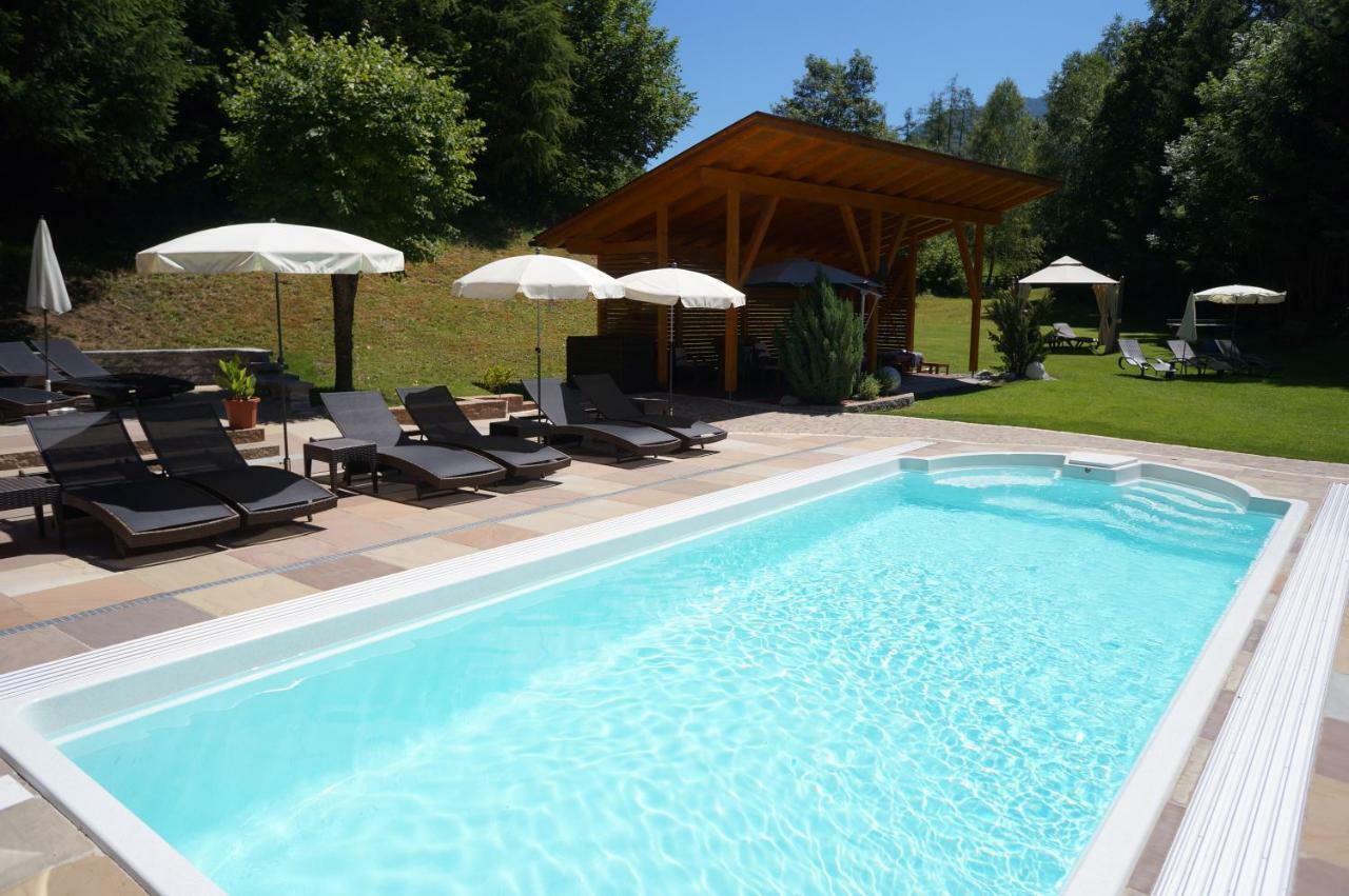 Gaestehaus Almrausch, Ferienanlage Mit Pool Nassereith Eksteriør bilde